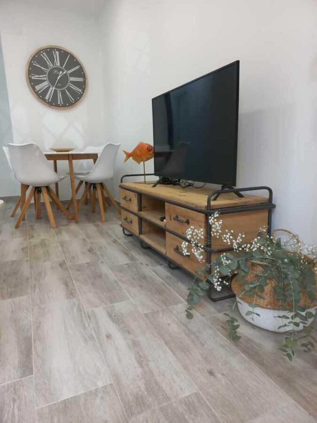 Nuevo Apartamento Junto Al Mar フエンヒロラ エクステリア 写真